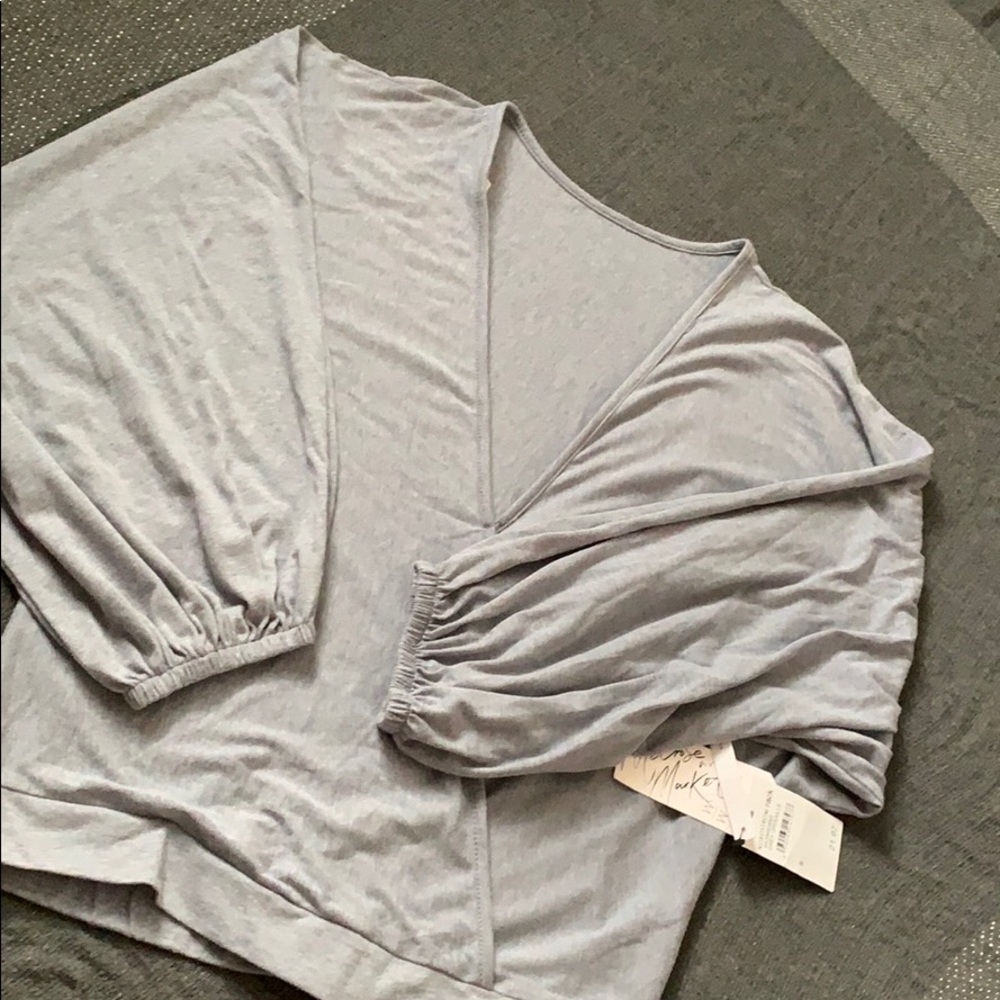 ✨ Loose 3/4 sleeve top